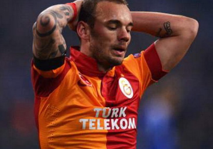Sneijder: Razočaran sam, kako ne bih bio