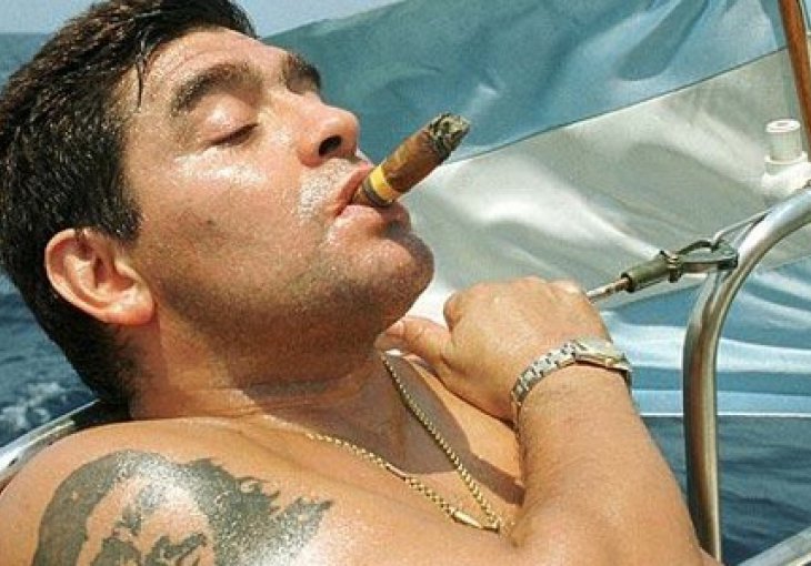 Nema šanse da Maradona dođe u naš klub, ni kao igrač ni kao trener!