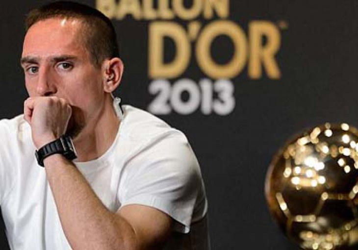 Ronaldo provocira Riberyja - večeras igra u zlatnim kopačkama