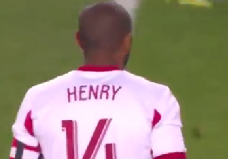 Henry nastavlja terorisati protivničke golmane