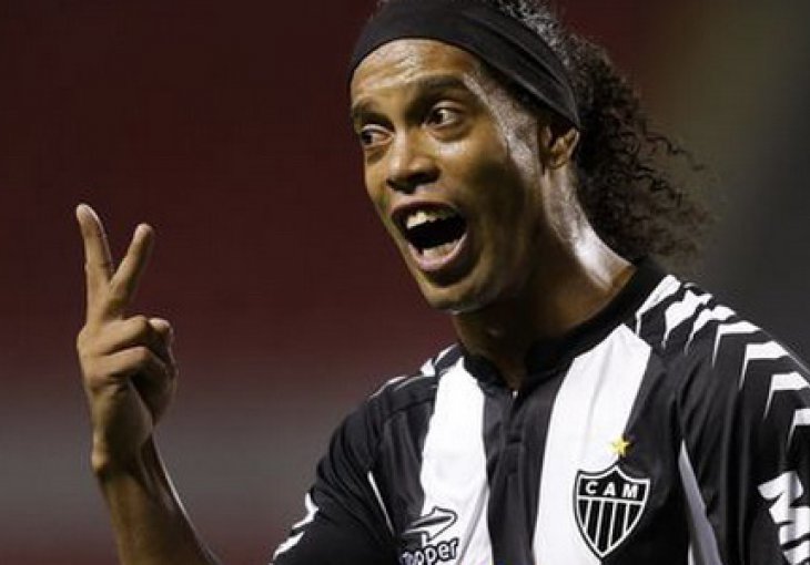 Ronaldinho ponovo oduševio sve fudbalske zaljubljenike