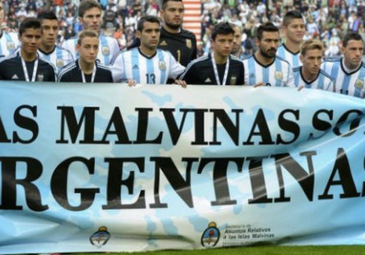 FIFA kaznila Argentinu zbog transparenta