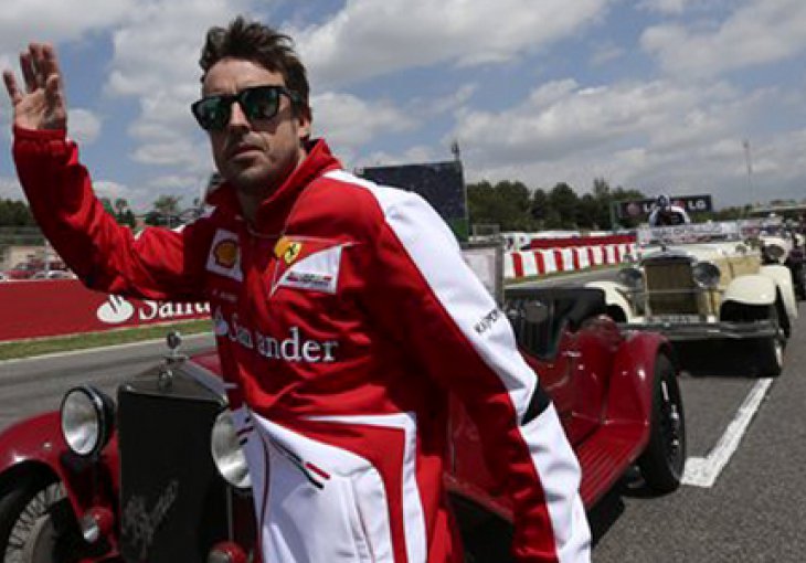 Alonso iznenadio Mercedese u Singapuru: Španac najbrži na prvom treningu