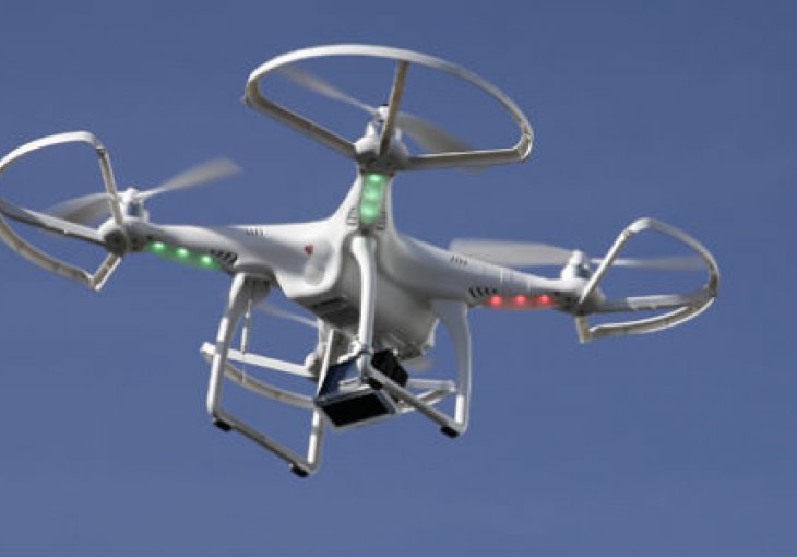 U Manchesteru uhapšen čovjek koji je upravljao dronom