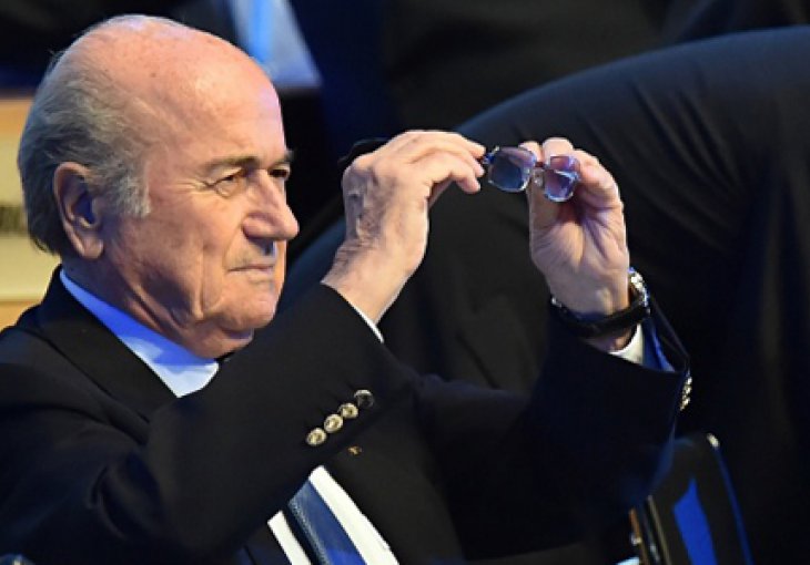 Blatter ne da fotelju: Prvi čovjek FIFA-e želi još jedan mandat
