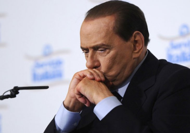 Berlusconi prodao 30 % vlasništva Milana